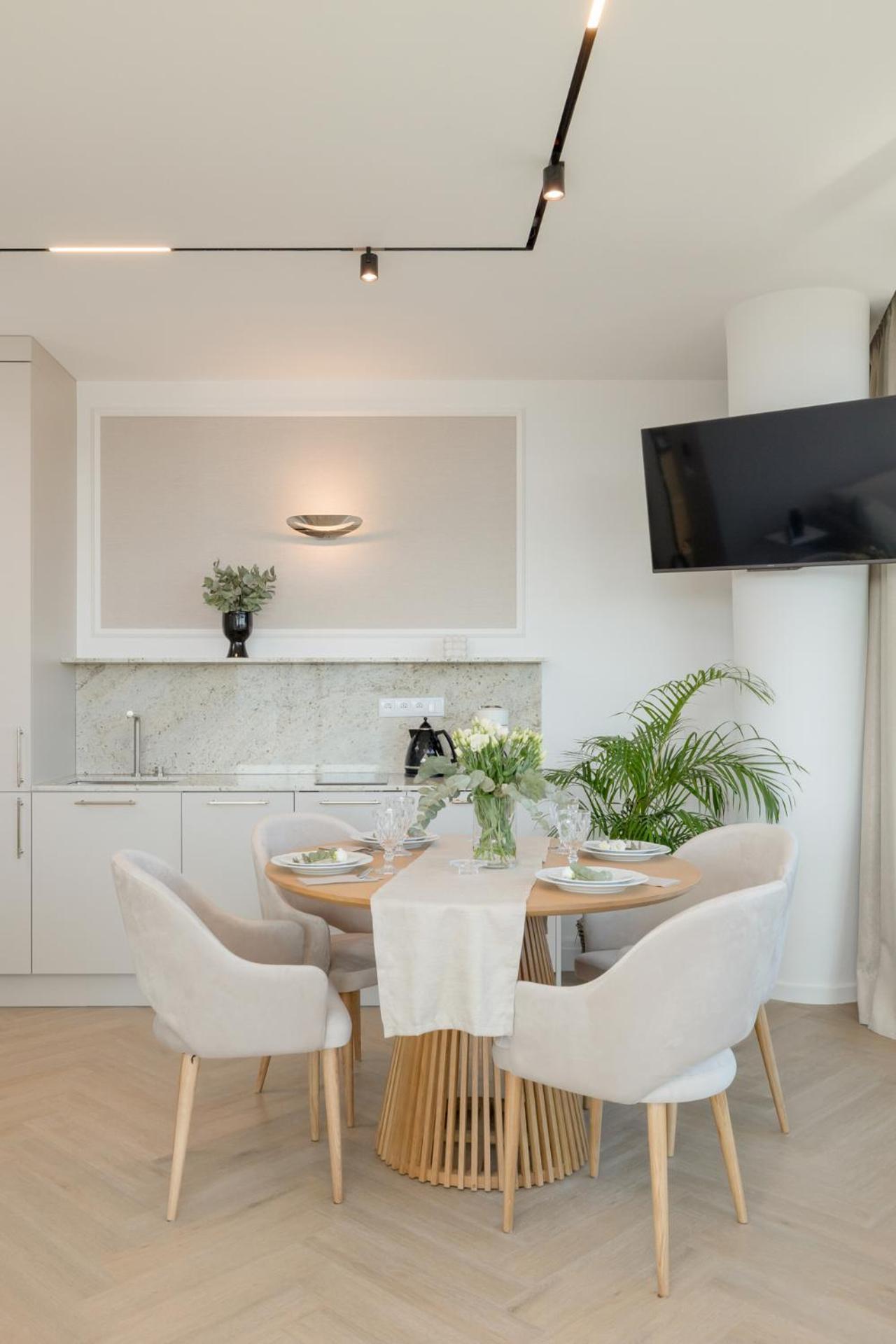 Wave Family Luxury Apartment D973 미엥지즈드로예 외부 사진